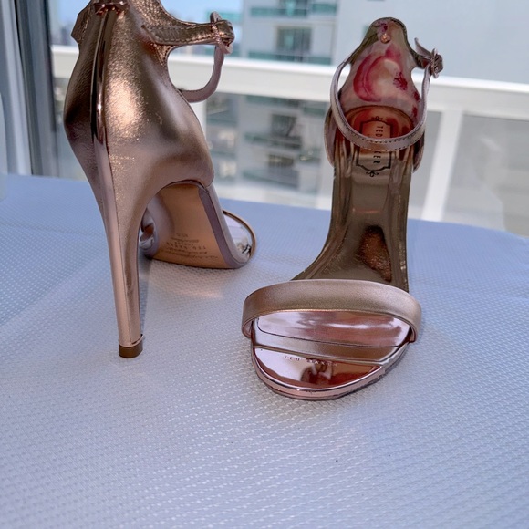 Ted Baker rose gold heels, never worn size 39.5 - Picture 4 of 8